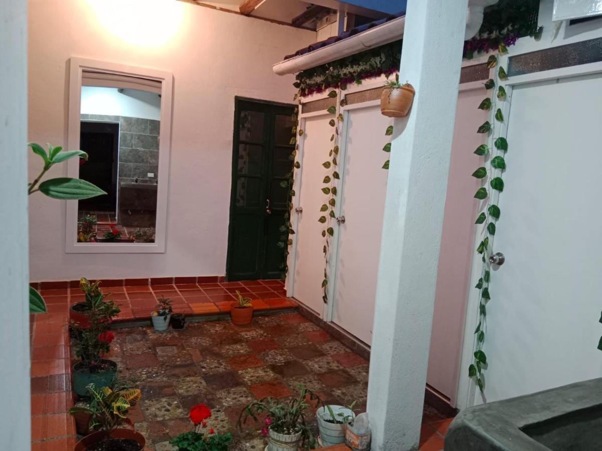 Casa De Lourdes - La Candelaria Bogota Bagian luar foto
